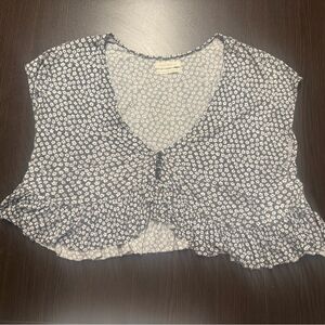 Urban Outfitters Black and White Floral Top